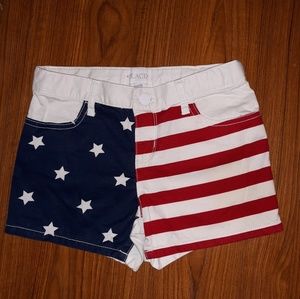 Children place USA girl short